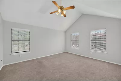 4301 Hudson Avenue, Grand Prairie, TX 75052 - Photo 15