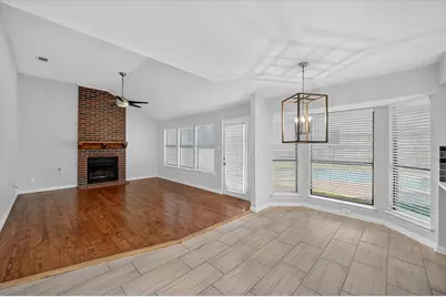4301 Hudson Avenue, Grand Prairie, TX 75052 - Photo 3