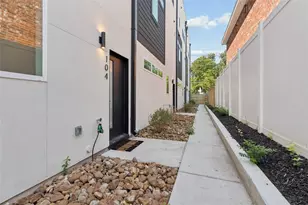 2202 N Carroll Ave, Dallas, TX 75204 - Photo 27
