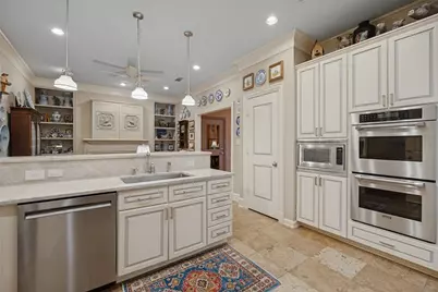 4240 Prescott Avenue #6B, Dallas, TX 75219 - Photo 13