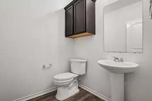 257 Michelle Dr, Grand Prairie, TX 75051 - Photo 17