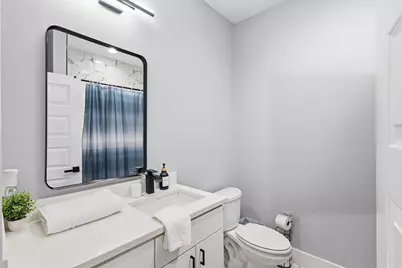3901 Hamilton Avenue, Dallas, TX 75210 - Photo 13