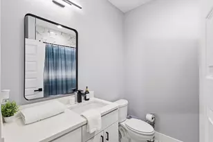 3901 Hamilton Ave, Dallas, TX 75210 - Photo 13