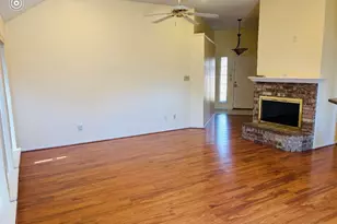 2077 Sundance Ct, Lewisville, TX 75067 - Photo 3