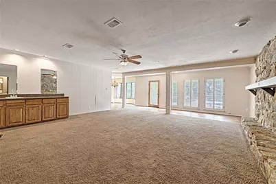 3004 Wingren Road, Irving, TX 75062 - Photo 9
