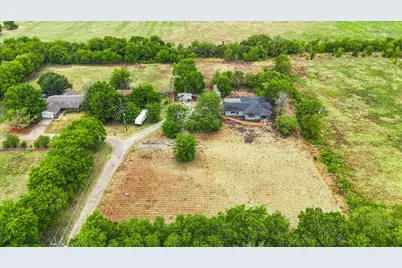 401 S Gardner Street, Whitewright, TX 75491 - Photo 23