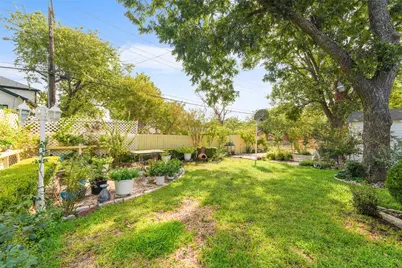 3760 Davila Drive, Dallas, TX 75220 - Photo 13
