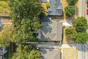3760 Davila Dr, Dallas, TX 75220 - Photo 19