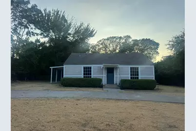 803 N Joe Wilson Road, Cedar Hill, TX 75104 - Photo 1