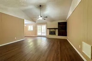 1204 Cordell St, Denton, TX 76201 - Photo 5