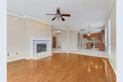 5404 Pecan Creek Circle, Fort Worth, TX 76244 - Photo 5