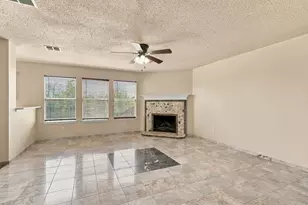 1409 Ridgecrest Dr, Little Elm, TX 75068 - Photo 5