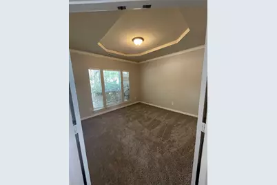 2740 Eastland Drive, Grand Prairie, TX 75052 - Photo 11