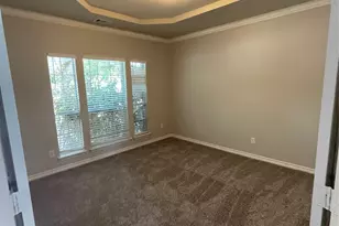 2740 Eastland Dr, Grand Prairie, TX 75052 - Photo 11