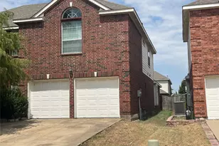 2740 Eastland Dr, Grand Prairie, TX 75052 - Photo 1