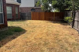 2740 Eastland Dr, Grand Prairie, TX 75052 - Photo 39