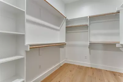 250 E Dallas Street #112, Grapevine, TX 76051 - Photo 15