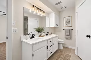 2006 Toulon Ln, Carrollton, TX 75007 - Photo 3