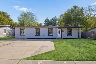 820 Grande Dr, Mesquite, TX 75149 - Photo 1
