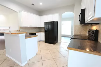 1534 Steamboat Trail, Lewisville, TX 75077 - Photo 5