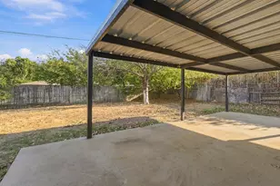 710 Parkridge Dr, Decatur, TX 76234 - Photo 27