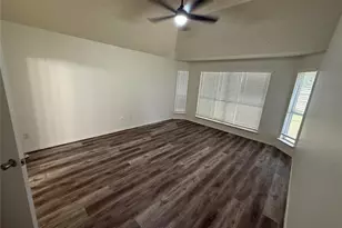 1142 Margie St, Burleson, TX 76028 - Photo 13