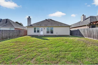 1113 Manhassett Court, Fort Worth, TX 76140 - Photo 21