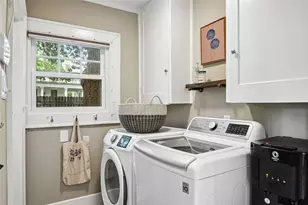 1023 W Oak St, Denton, TX 76201 - Photo 27