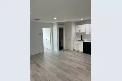 321 E 8th Street #218, Dallas, TX 75203 - Photo 9