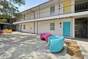 321 E 8th St, Dallas, TX 75203 - Photo 5