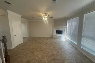 1724 Alpine Dr, Sherman, TX 75092 - Photo 5