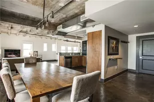 329 E Colorado Blvd, Dallas, TX 75203 - Photo 5