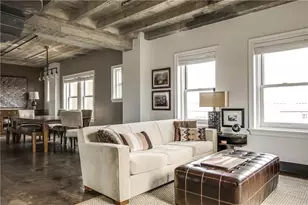 329 E Colorado Blvd, Dallas, TX 75203 - Photo 3