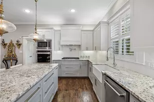 335 S Windomere Ave, Dallas, TX 75208 - Photo 13