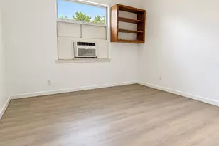 12145 Dandridge Dr, Dallas, TX 75243 - Photo 9
