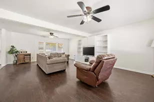 2810 Wild Valley Dr, Little Elm, TX 75068 - Photo 5