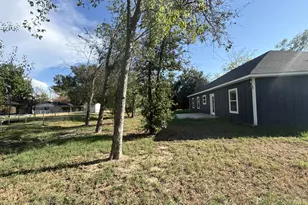 180 N Oak Pl, Van, TX 75790 - Photo 5