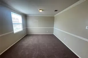 1015 Graystone Dr, Lancaster, TX 75134 - Photo 3