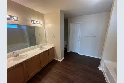 1015 Graystone Drive, Lancaster, TX 75134 - Photo 7