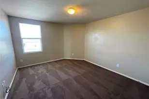 1015 Graystone Dr, Lancaster, TX 75134 - Photo 11