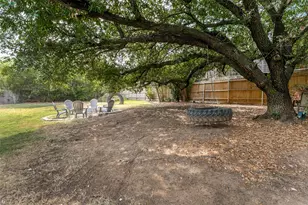 5474 Valley Dr, Fort Worth, TX 76140 - Photo 29