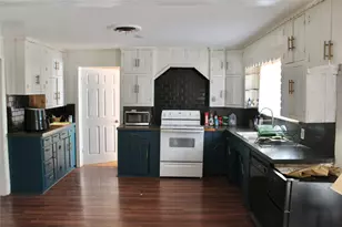 400 E Main St, Knox City, TX 79529 - Photo 17