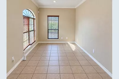 221 Gurley Lane, Waco, TX 76706 - Photo 9