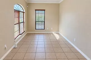 221 Gurley Ln, Waco, TX 76706 - Photo 9