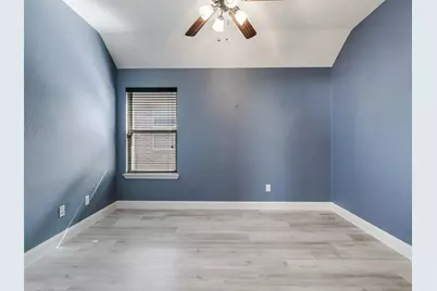 1605 Falconet Court, Carrollton, TX 75010 - Photo 7