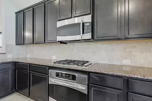 1605 Falconet Ct, Carrollton, TX 75010 - Photo 23