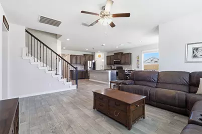 1101 Burlingame Drive, Cleburne, TX 76033 - Photo 5