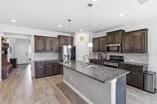1101 Burlingame Dr, Cleburne, TX 76033 - Photo 9