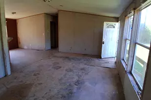 306 South St, Teague, TX 75860 - Photo 5