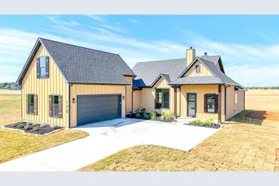 170 Canal Street, Corsicana, TX 75109 - Photo 1